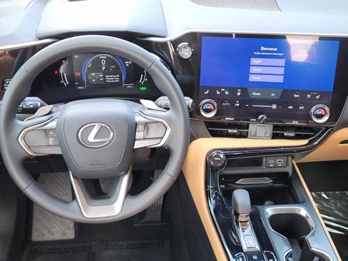 Used 2025 Lexus NX 350h AWD w/ Accessory Package (Z2) image 24