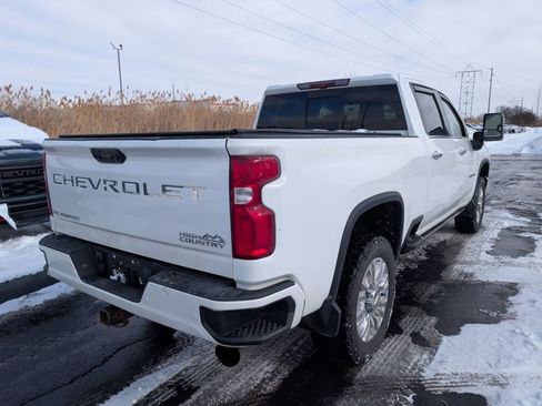 Used 2021 Chevrolet Silverado 2500 High Country w/ Z71 Off-Road Package image 9