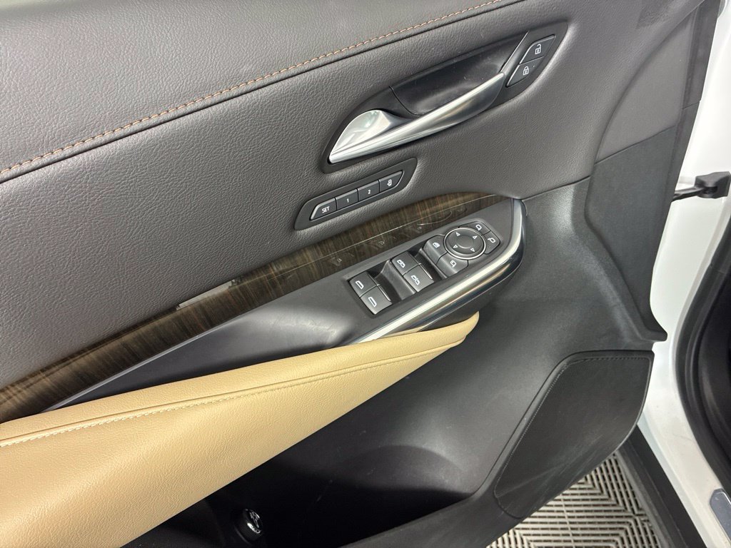 Used 2024 Cadillac XT4 Premium Luxury FWD image 25