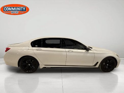 Used 2016 BMW 750i xDrive AWD/4WD image 8