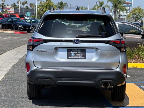 New 2026 Subaru Forester Premium AWD/4WD image 5