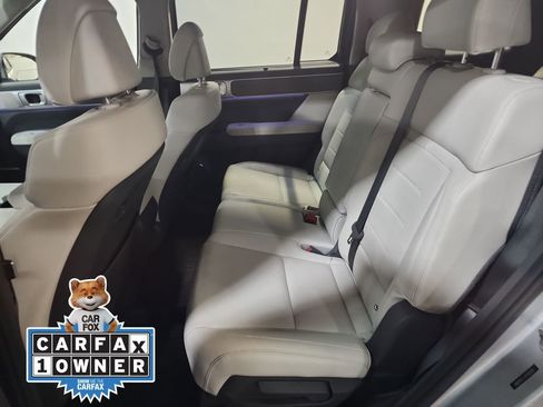 Used 2024 Hyundai Santa Fe Limited image 33