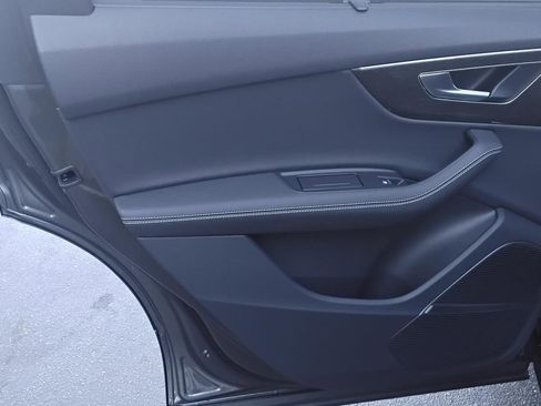 New 2026 Audi Q7 Premium Plus image 17