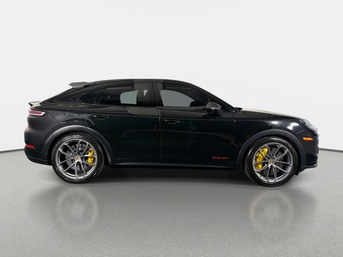 Used 2024 Porsche Cayenne Turbo GT AWD/4WD image 2