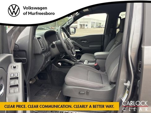 Used 2023 Nissan Frontier SV w/ Midnight Edition Package image 15