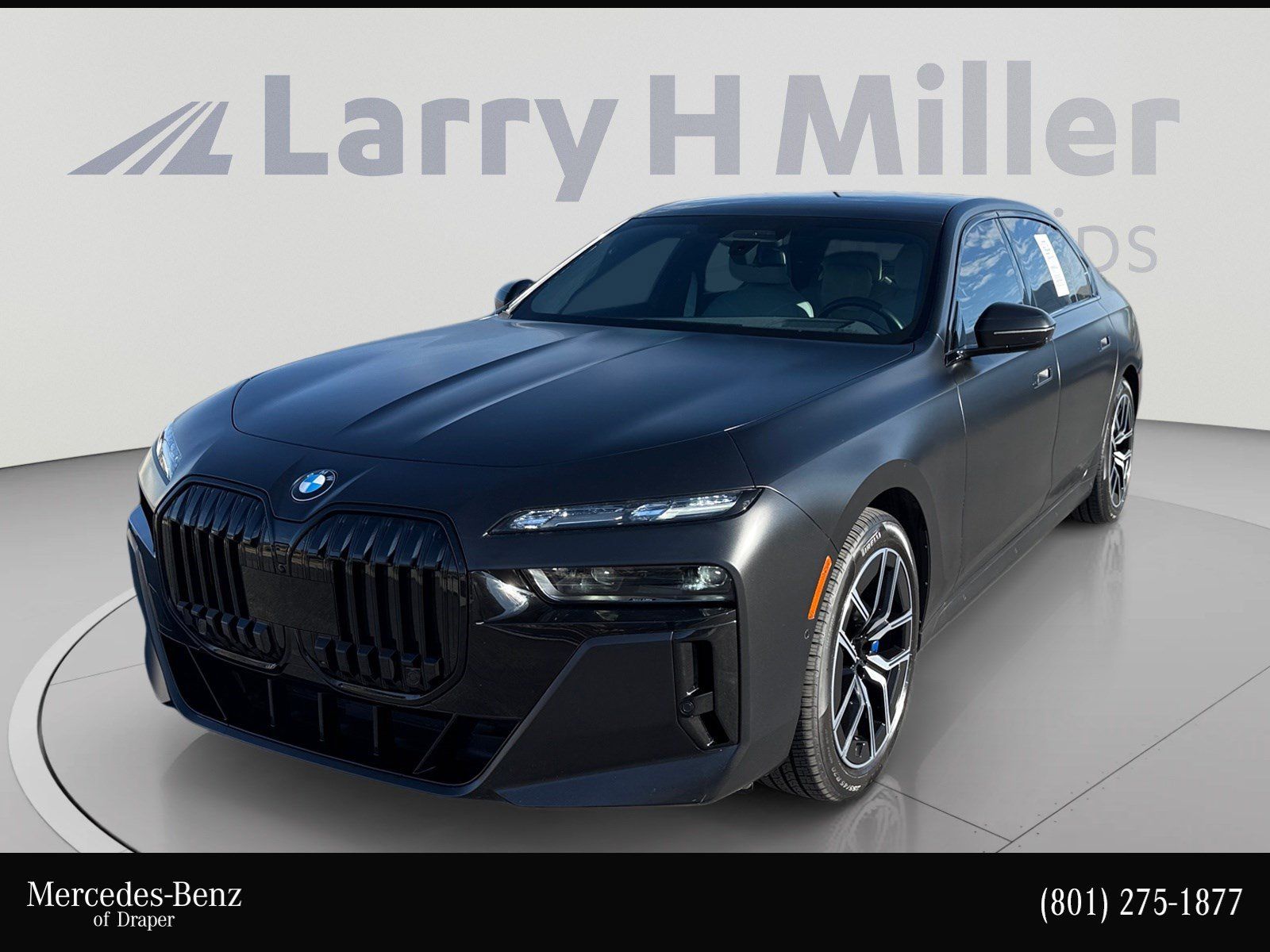 Used 2023 BMW 760i xDrive w/ Executive Package AWD/4WD image 1