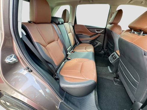 Certified 2023 Subaru Forester Touring AWD/4WD image 35
