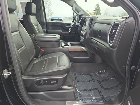 Certified 2022 GMC Sierra 3500 Denali image 34