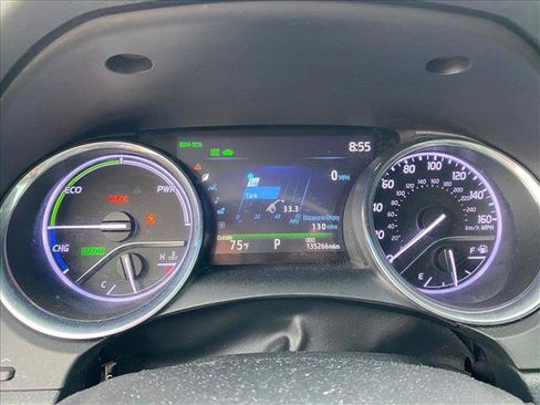 Used 2019 Toyota Camry XLE FWD image 11