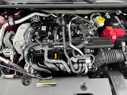 Used 2025 Nissan Sentra SV FWD image 27
