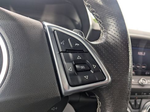 Used 2022 Chevrolet Camaro SS RWD image 21