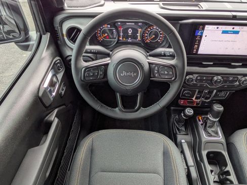 New 2026 Jeep Gladiator Sport image 16