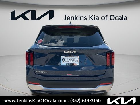 New 2026 Kia Sorento S w/ S Panoramic Sunroof Package FWD image 5