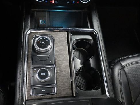 Used 2021 Ford Expedition Max Limited AWD/4WD image 19