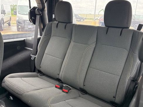 Used 2025 Jeep Wrangler Sport AWD/4WD image 12