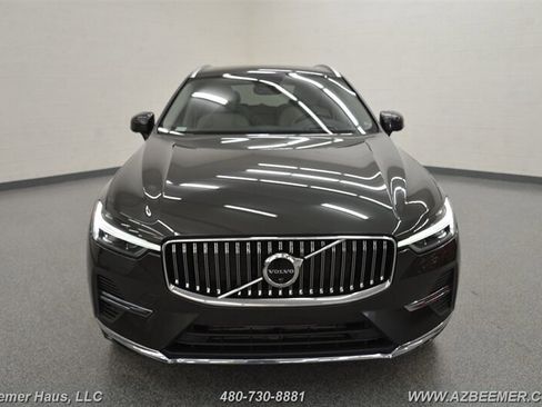 Used 2022 Volvo XC60 T8 Inscription Expression w/ Advanced Package image 5