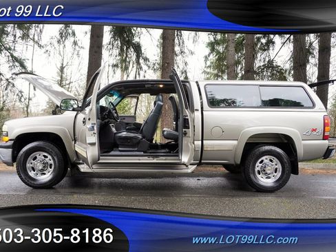 Used 2000 Chevrolet Silverado 2500 LT w/ Firm Ride Suspension Pkg image 25