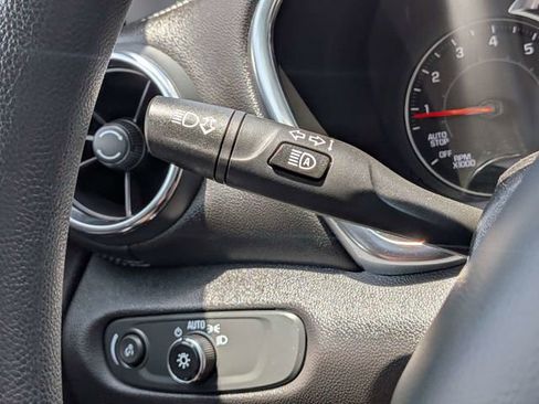 Used 2023 Chevrolet Blazer LT FWD image 29