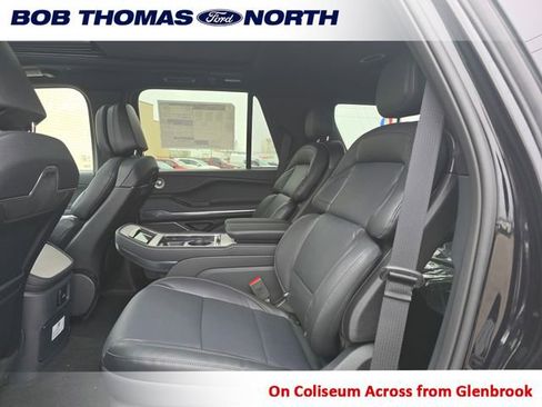 New 2026 Lincoln Navigator Reserve w/ Jet Appearance Package AWD/4WD image 18
