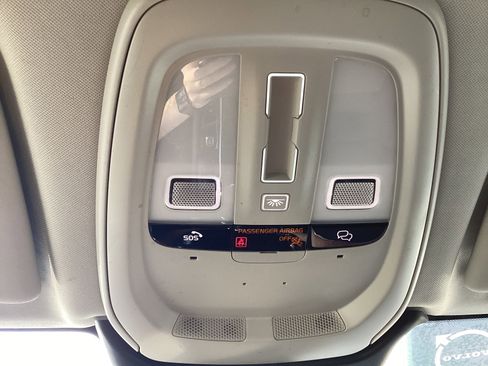 Certified 2023 Volvo XC60 B5 Plus w/ Climate Package image 29