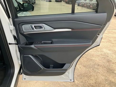 New 2026 Ford Explorer ST-Line RWD image 17
