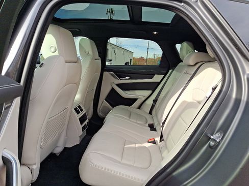 Used 2026 Jaguar F-PACE R-Dynamic S image 5