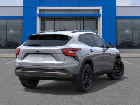 New 2026 Chevrolet Trax ACTIV FWD image 4