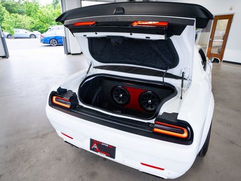 Used 2019 Dodge Challenger SRT Hellcat w/ Widebody Package RWD image 40