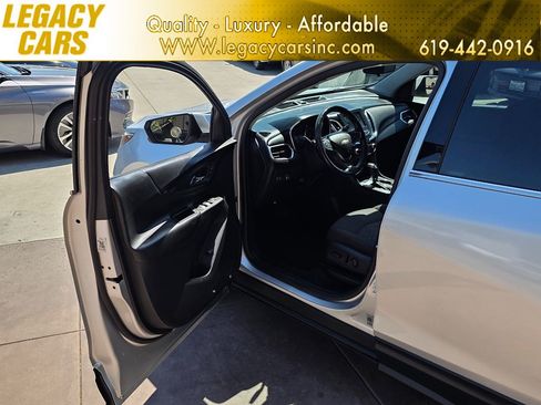 Used 2019 Chevrolet Equinox LT AWD/4WD image 52