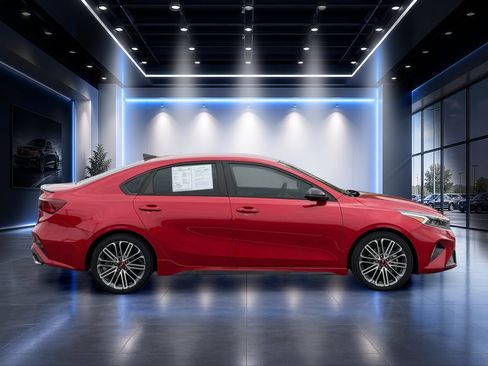 Used 2023 Kia Forte GT FWD image 3