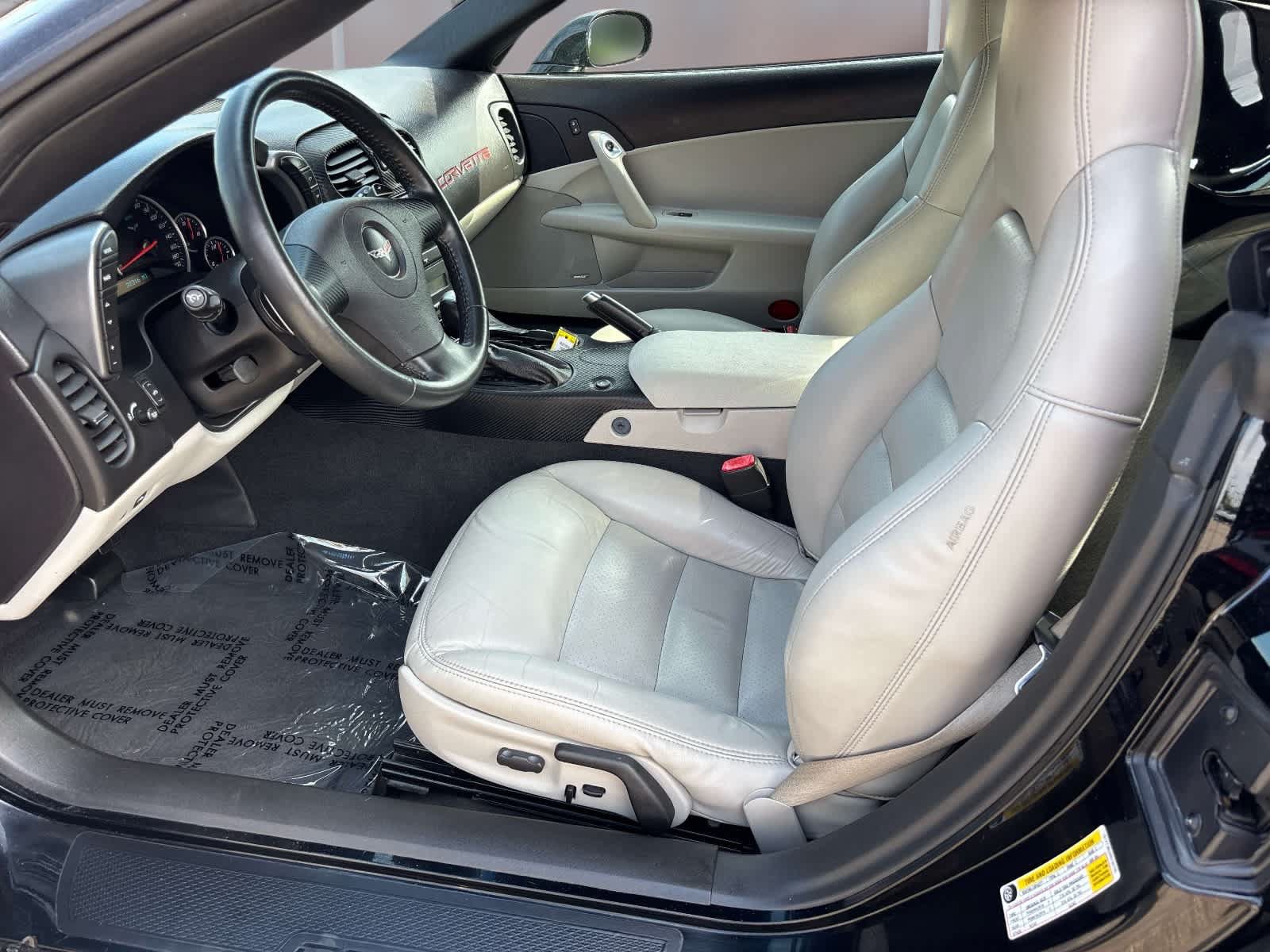 Used 2006 Chevrolet Corvette Convertible w/ Preferred Equipment Group RWD image 9
