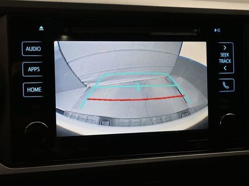 Used 2019 Toyota Tacoma TRD Off-Road w/ Technology Package image 30