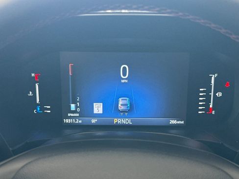 Used 2024 Ford Escape ST-Line w/ Tech Pack #1 FWD image 29