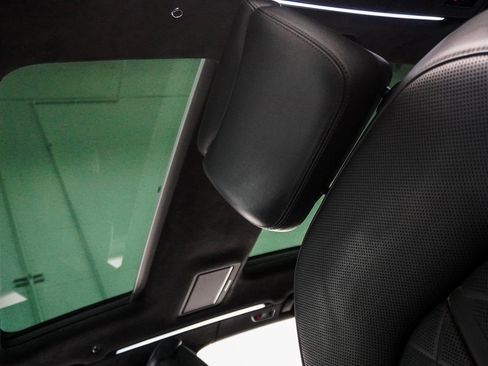 Used 2017 Audi A8 L 4.0T w/ Driver Assistance Package image 8