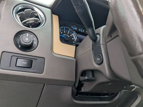 Used 2013 Ford F150 XLT w/ Luxury Equipment Group image 10