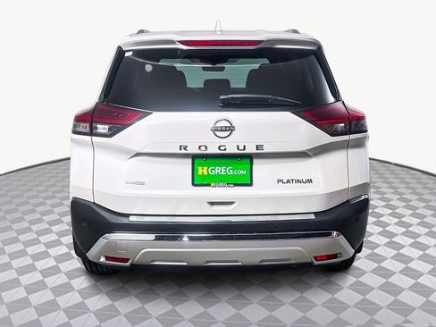 Used 2022 Nissan Rogue Platinum w/ Head-Up Display Package image 8