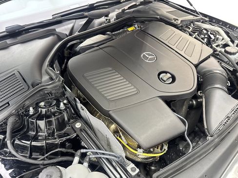 Used 2025 Mercedes-Benz C 300 Sedan image 71