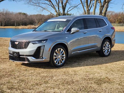 Certified 2023 Cadillac XT6 Premium Luxury w/ Technology Package image 2
