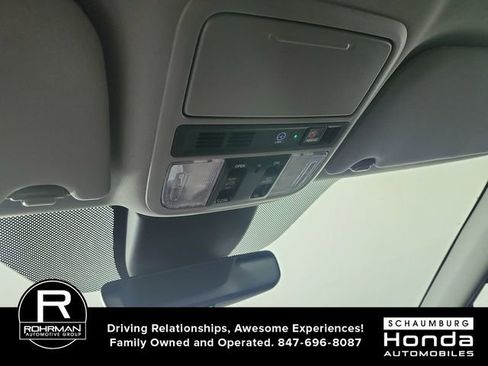 Certified 2022 Honda Odyssey Touring image 11