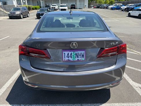 Used 2017 Acura TLX w/ Technology Package FWD image 5