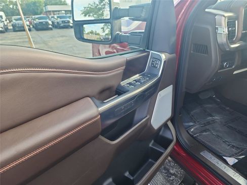 New 2025 Ford F250 King Ranch w/ Chrome Package AWD/4WD image 13