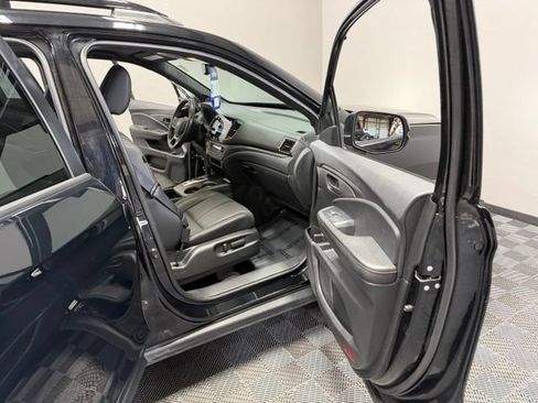 Used 2023 Honda Passport TrailSport image 24