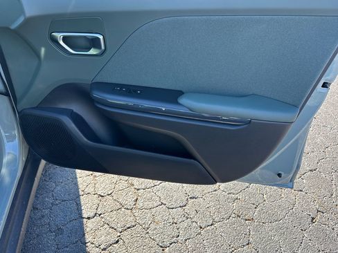 New 2025 Kia K4 EX image 14