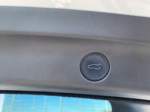 Used 2021 Tesla Model Y Long Range image 14