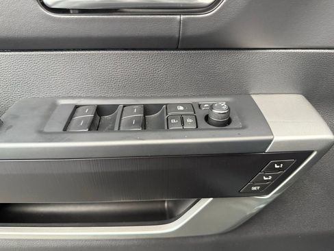 Used 2025 Toyota Tundra Platinum image 13