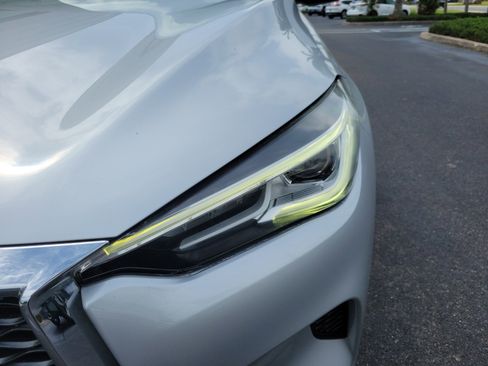 Certified 2019 INFINITI QX50 Luxe w/ Navigation Package image 9