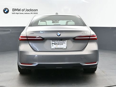 New 2026 BMW 530i xDrive w/ Premium Package AWD/4WD image 6
