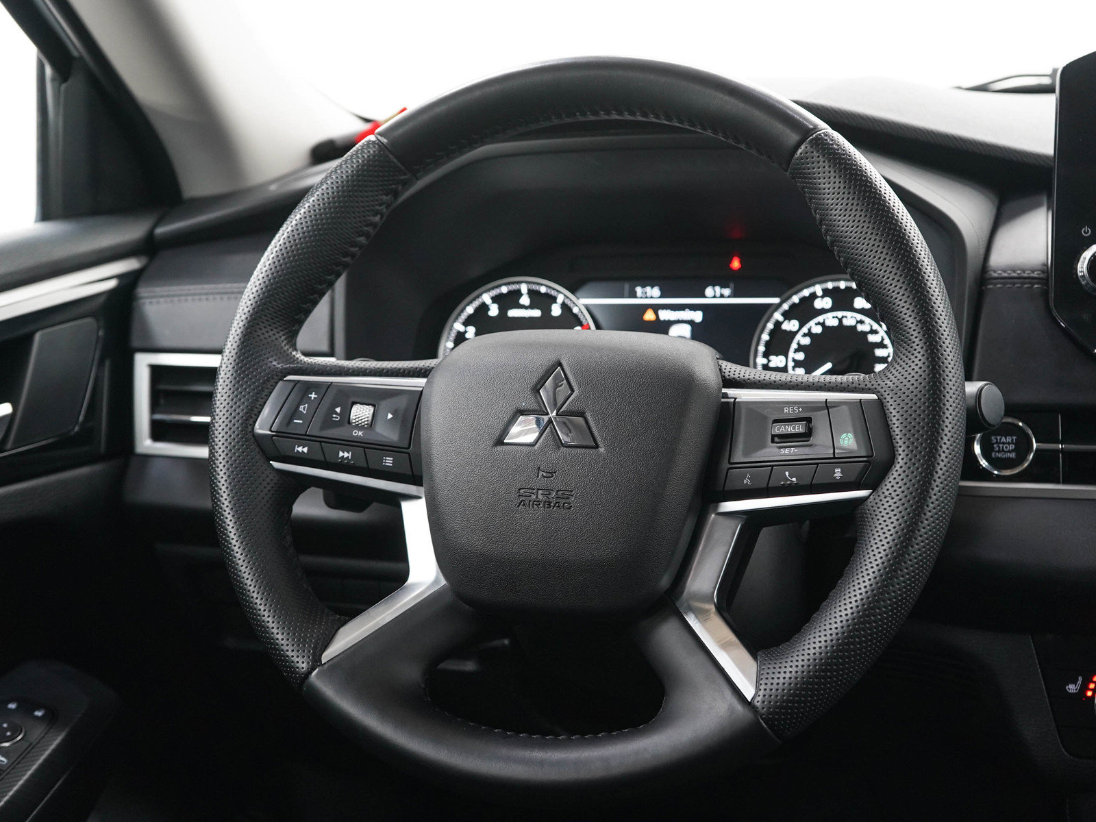 Used 2022 Mitsubishi Outlander SE AWD/4WD image 17