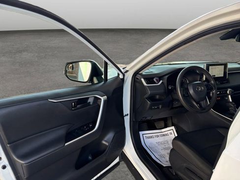 Used 2024 Toyota RAV4 LE AWD/4WD image 11