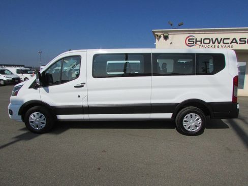 Used 2023 Ford Transit 350 XLT image 9